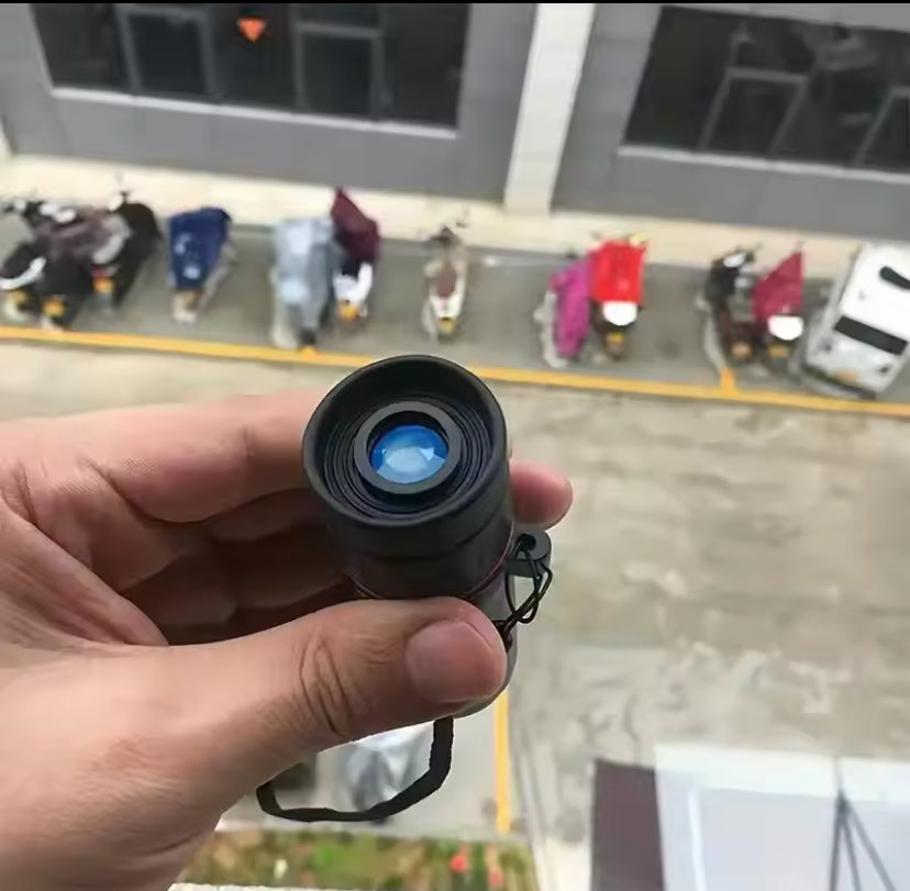 Mini télescope compact pour observations claires et précises
