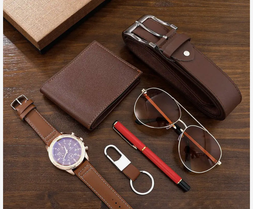 Coffret cadeau pour homme montre ceinture lunettes de soleil excellent poucoffret cadeau homme anniversairer un anniversaire ou autre